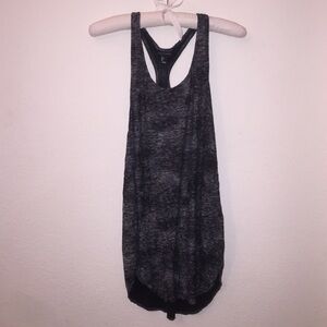 ⭐️🔻Mercer and Madison Racerback Tank